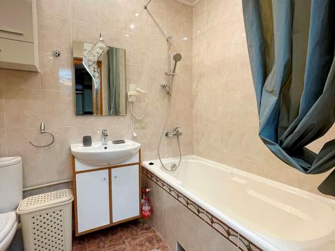 квартира за адресою Межигірська вул., 28