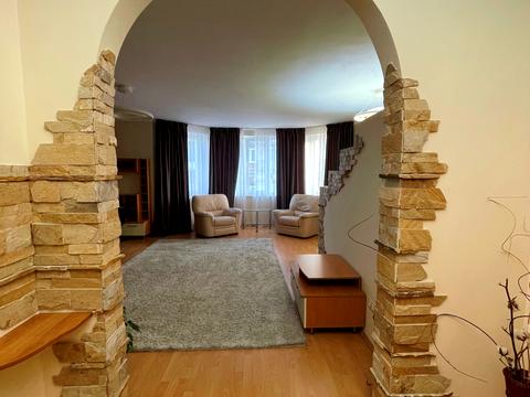 квартира за адресою Межигірська вул., 28