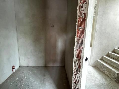 будинок за адресою Симоненка вул.