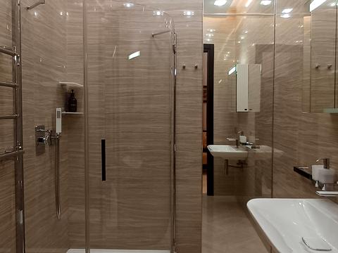 квартира за адресою Андрія Верхогляда вул. (Михайла Драгомирова), 18-А