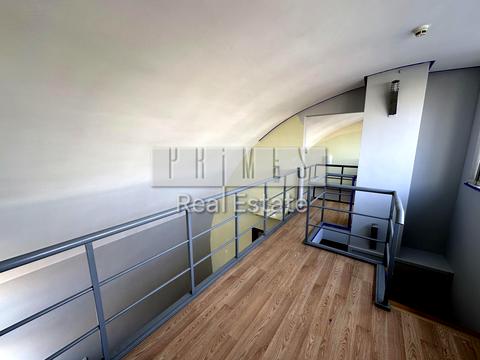 комерційна за адресою Антоновича вул., 157