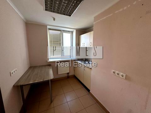 комерційна за адресою Антоновича вул., 157