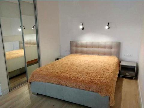 квартира за адресою Академіка Глушкова просп., 9-Д