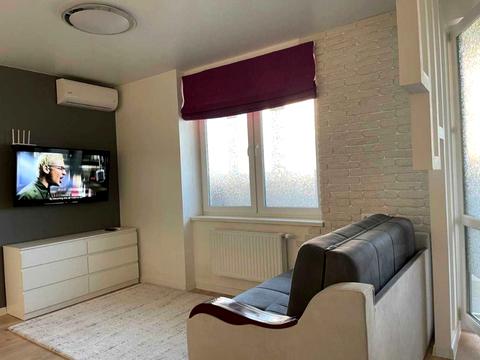 квартира за адресою Академіка Глушкова просп., 9-Д