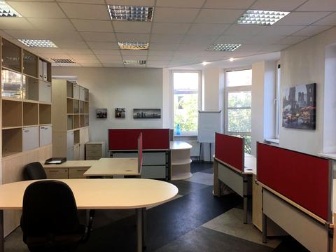 комерційна за адресою Молдовська вул. (Молдавська), 2