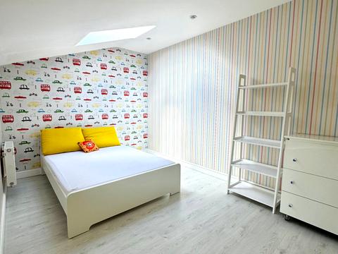 будинок за адресою Святищенська вул.