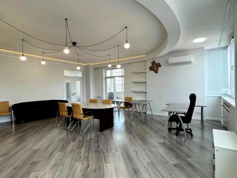 коммерческая по адресу Павла Тычины просп., 18-Б