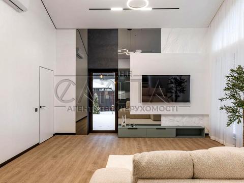 дом по адресу Привітна, 1