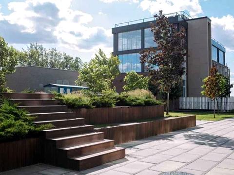 комерційна за адресою Академіка Книшова вул. (Амурська), 6