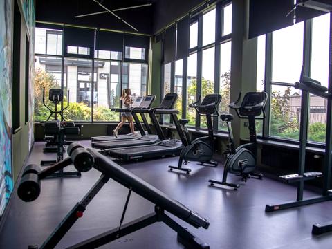 комерційна за адресою Академіка Книшова вул. (Амурська), 6