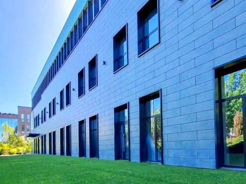 комерційна за адресою Академіка Книшова вул. (Амурська), 6