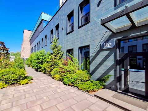 комерційна за адресою Академіка Книшова вул. (Амурська), 6