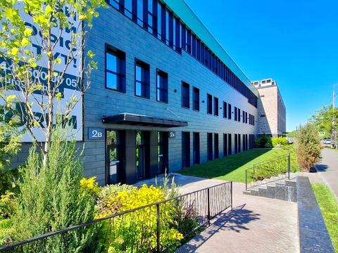 комерційна за адресою Академіка Книшова вул. (Амурська), 6