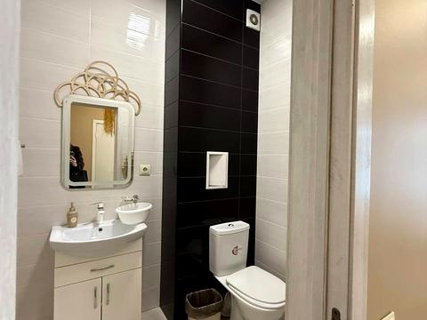 комерційна за адресою Стрийська вул., 108