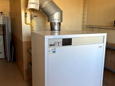 коммерческая по адресу Богдана Хмельницкого ул., 212