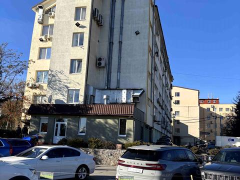 коммерческая по адресу Богдана Хмельницкого ул., 212