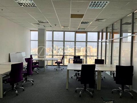 комерційна за адресою Київ, Миколи Амосова вул., 12