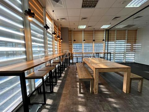 комерційна за адресою Київ, Миколи Амосова вул., 12