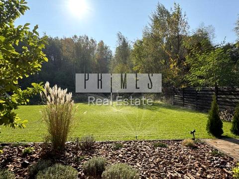 дом по адресу Центральна