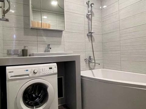 квартира за адресою Високовольтна вул., 14-Д