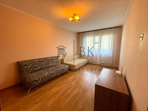 квартира за адресою Академіка Заболотного вул., 82