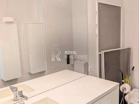 комерційна за адресою Хрещатик вул. (Kreschatic), 25