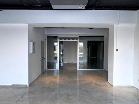 комерційна за адресою Княгинин вул., 44