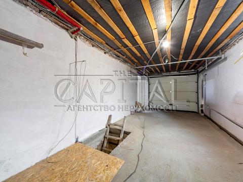 будинок за адресою Зоряна, 1