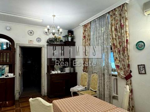 комерційна за адресою Київ, Вишгородська вул., 4