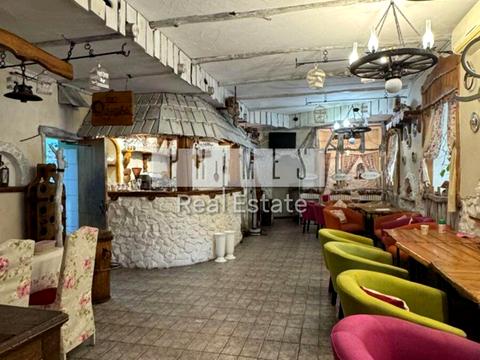 комерційна за адресою Київ, Вишгородська вул., 4