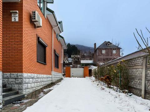 будинок за адресою Київ, Яготинська вул., 4