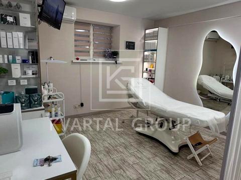 комерційна за адресою Західна вул., 14