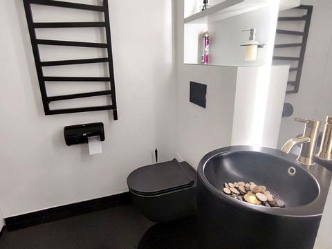 комерційна за адресою Одеса, Люстдорфська дорога вул., 55к