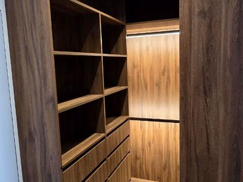 квартира по адресу Михаила Максимовича ул. (Трутенко Онуфрия), 28-Е