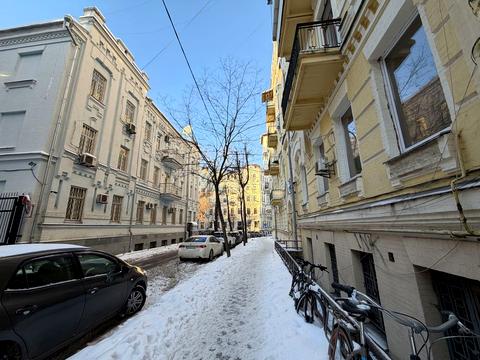 квартира за адресою Стрілецька вул., 7/6