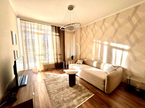 квартира за адресою Андрія Верхогляда вул. (Михайла Драгомирова), 5