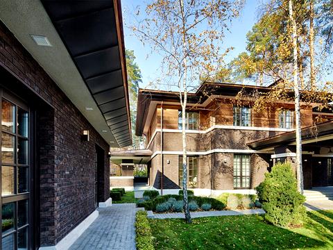 дом по адресу Ивана Карпенко-Карого ул. (Некрасова)