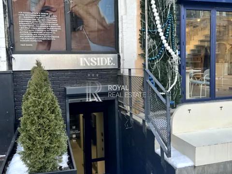 комерційна за адресою Басейна вул., 1/2