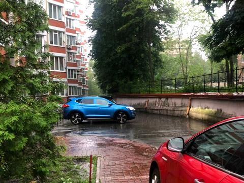 коммерческая по адресу Салютная ул., 1-Б