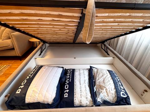 квартира за адресою Миру вул., 13