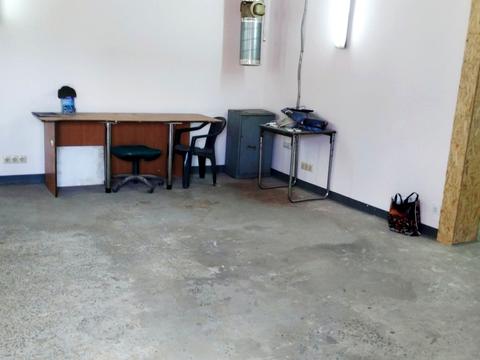 комерційна за адресою Карпенка-Карого вул., 2