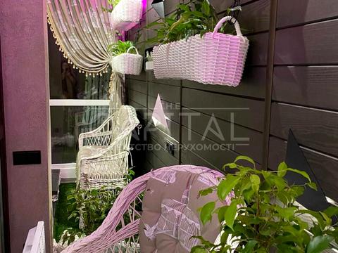 комерційна за адресою Родини Крістерів вул., 2