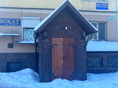 комерційна за адресою Шевченка вул., 50