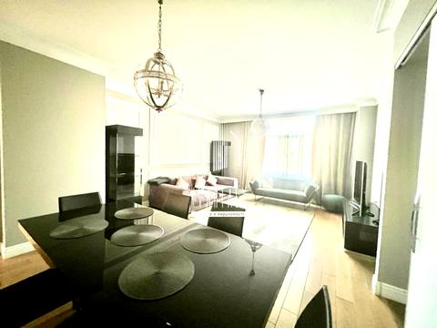 квартира за адресою Київ, Андрія Верхогляда вул. (Михайла Драгомирова), 9