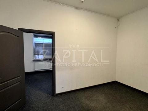 комерційна за адресою Київ, Казимира Малевича вул. (Боженка), 37/41