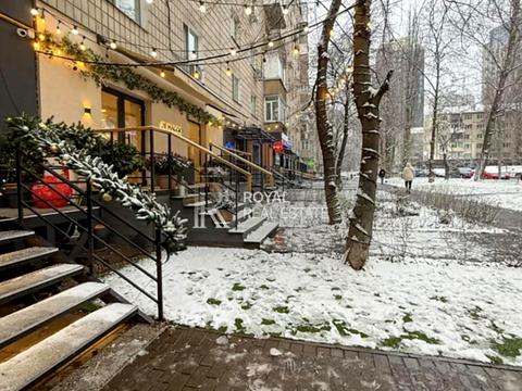 комерційна за адресою Василя Тютюнника вул. (Анрі Барбюса), 56