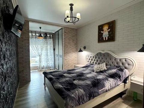 квартира за адресою Левка Лук'яненка вул. (Василя Жуковського), 16, 18, 20, 24