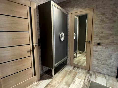 квартира за адресою Левка Лук'яненка вул. (Василя Жуковського), 16, 18, 20, 24