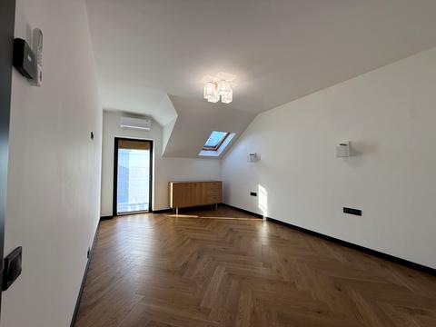 дом по адресу Садовая ул.