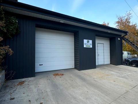 комерційна за адресою Близнюківський узвіз, 15